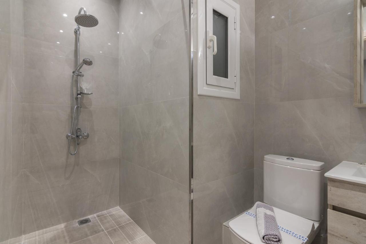 Great Located Apartment For 4Ppl #2 Atenas Exterior foto